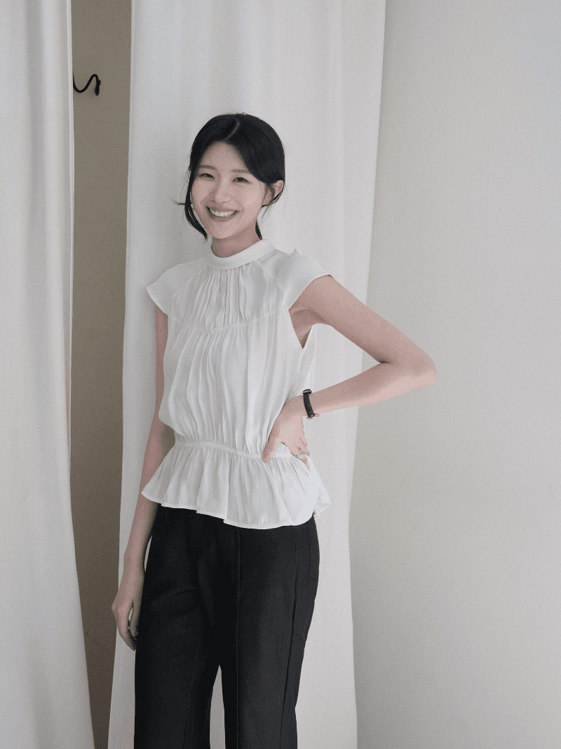 [Nouarté] 리아 셔링 블라우스 (쉘 크림)