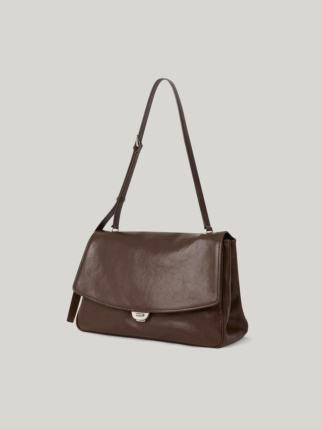 BLEP SHOULDER BAG (ORGAN BROWN)