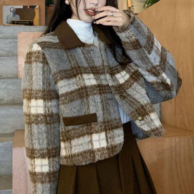 크리스마스 연말모임룩 겨울외투 데이트 체크 세미크롭 모직 자켓