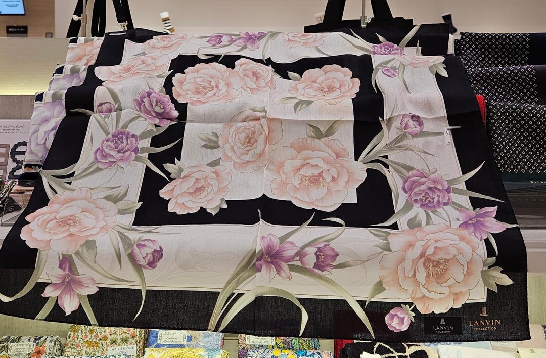 랑방 2025FW 로즈 라지 손수건 겸 쁘띠 스카프