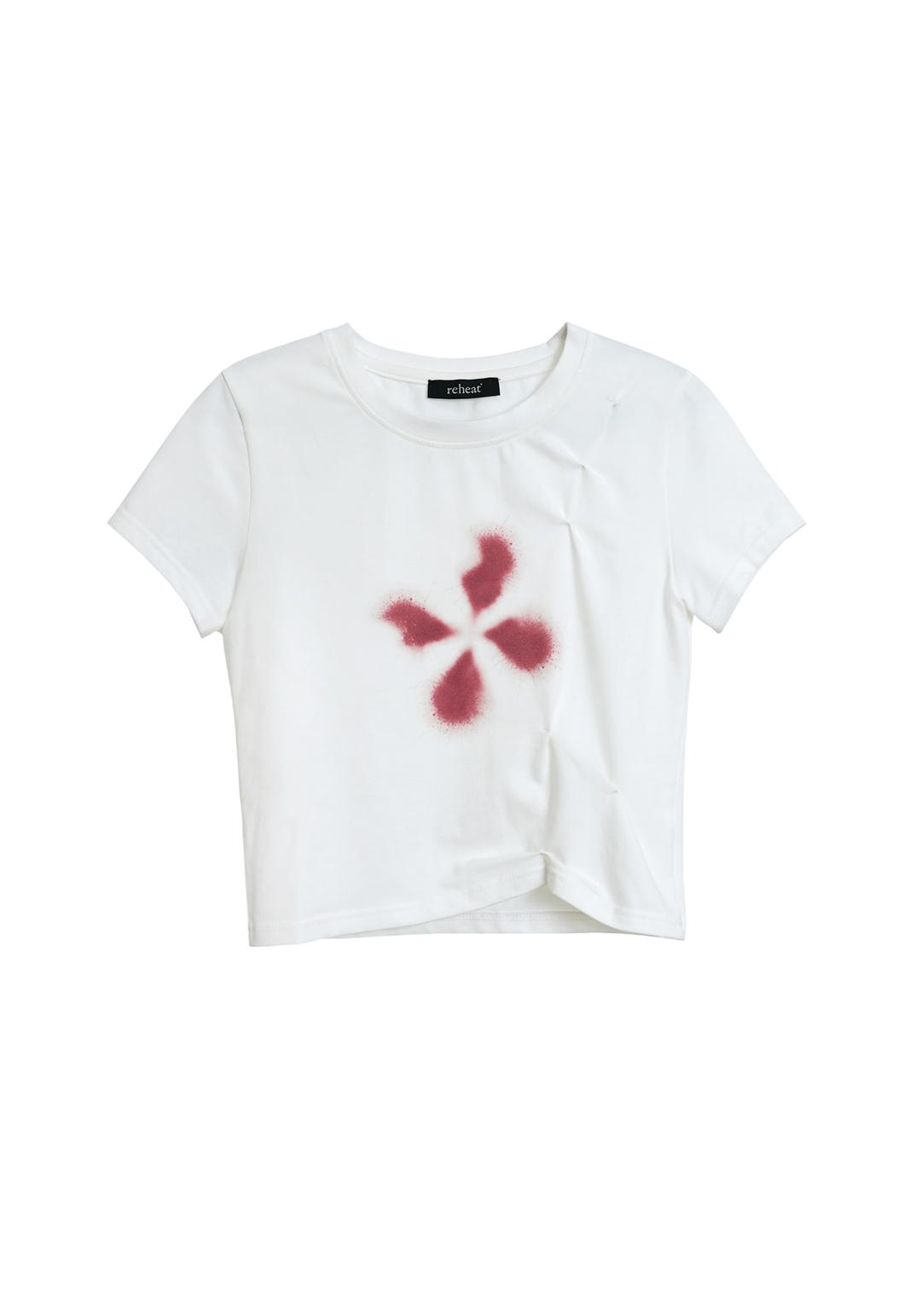 PINCHED CLOVER T-SHIRT