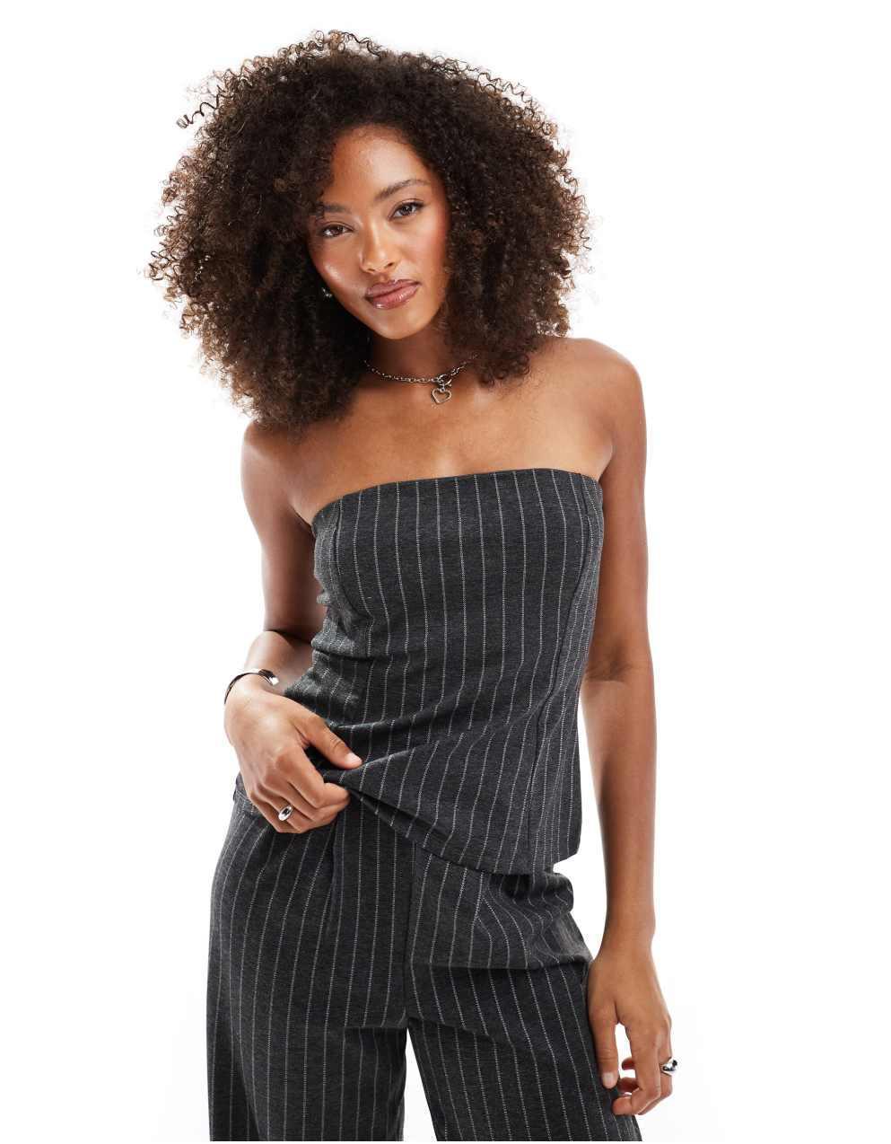 ASOS DESIGN 그레이 핀스트라이프 롱라인 반도