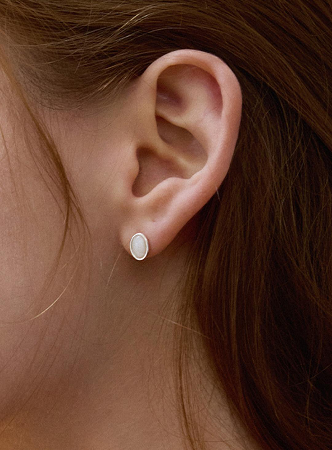 [실버925] 뮤 페일 오벌 귀걸이