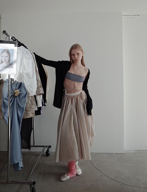 pleats long tie skirt