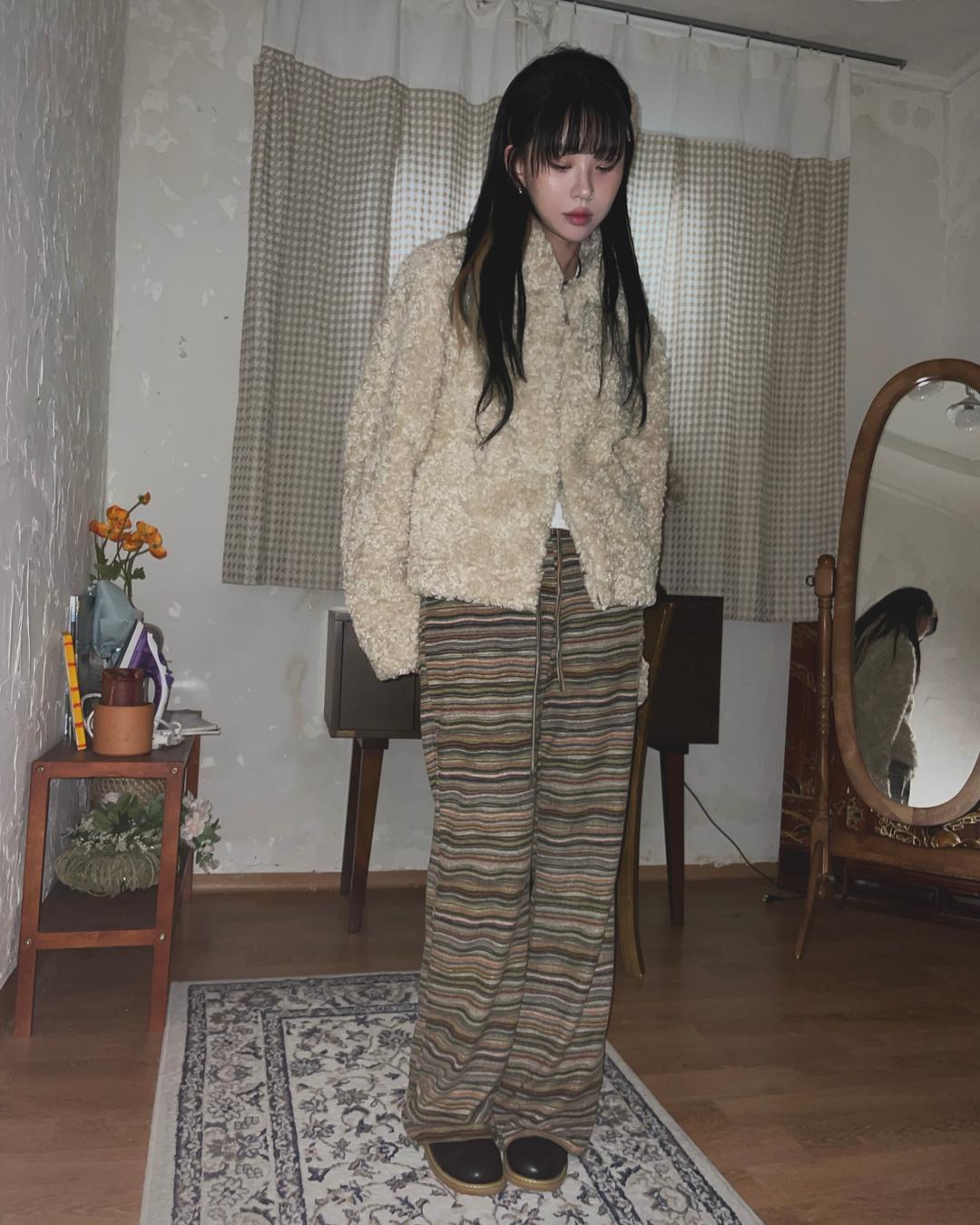 (2color) 비비 스트라이프 세미 부츠컷 니트 밴딩 팬츠