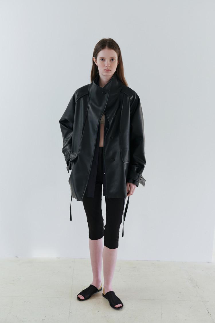 [3차 재입고] vent half trench coat (leather black)