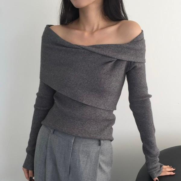 *주문폭주 TWISTED OFF-SHOULDER KNIT