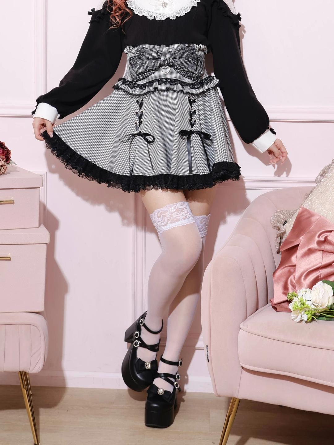 ドーリーリボンダブルスピンドルスカパン