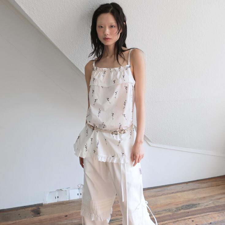 DREAM FLOWER SLEEVELESS TOP GRAY