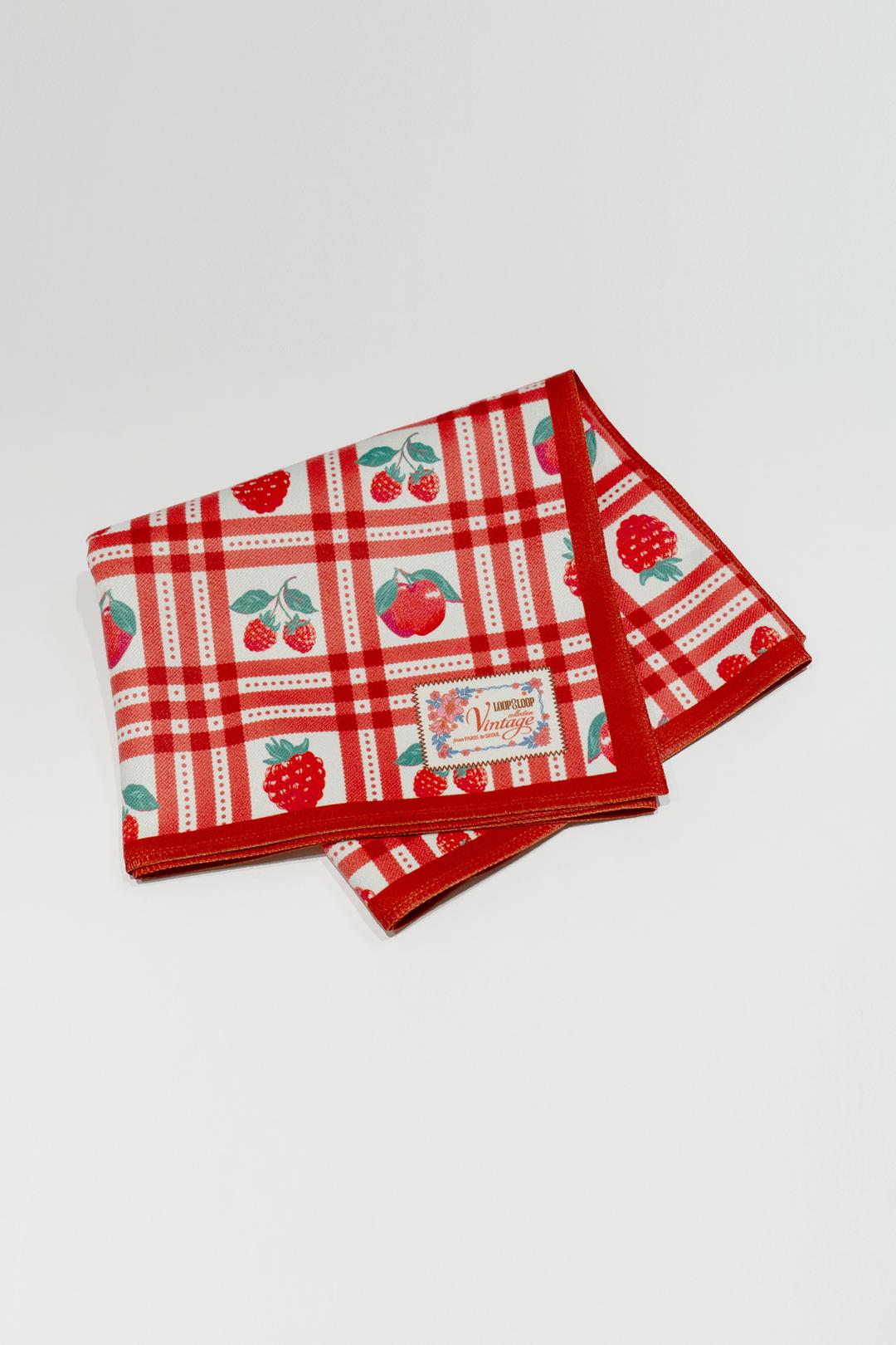 건식 스포츠 타월 [스트로베리 테이블_레드]