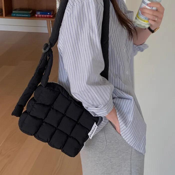 (31차입고) Chocolate Puffer Cross Bag _ BLACK _ M(초콜릿백)