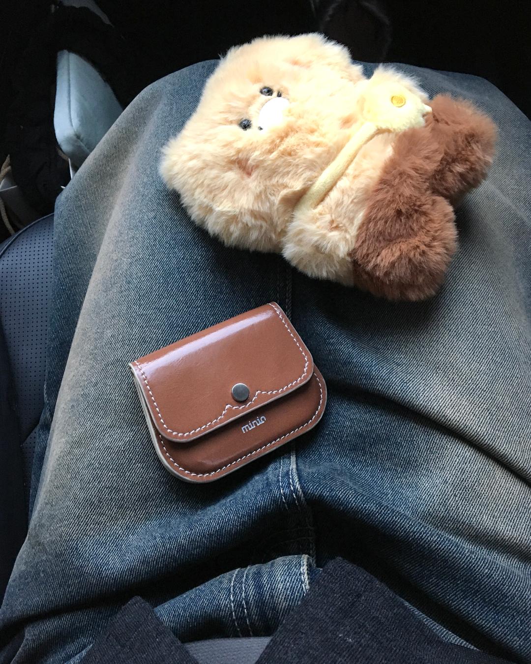 moono wallet (chock choco)