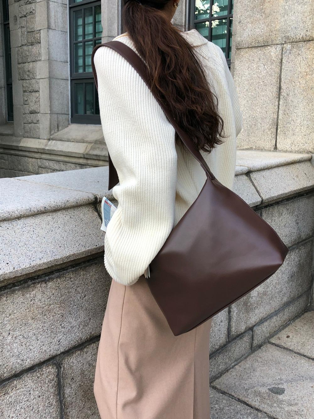 베이직 스퀘어 가방 [리오더중 2주 지연]