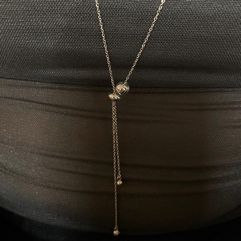 Long necklace