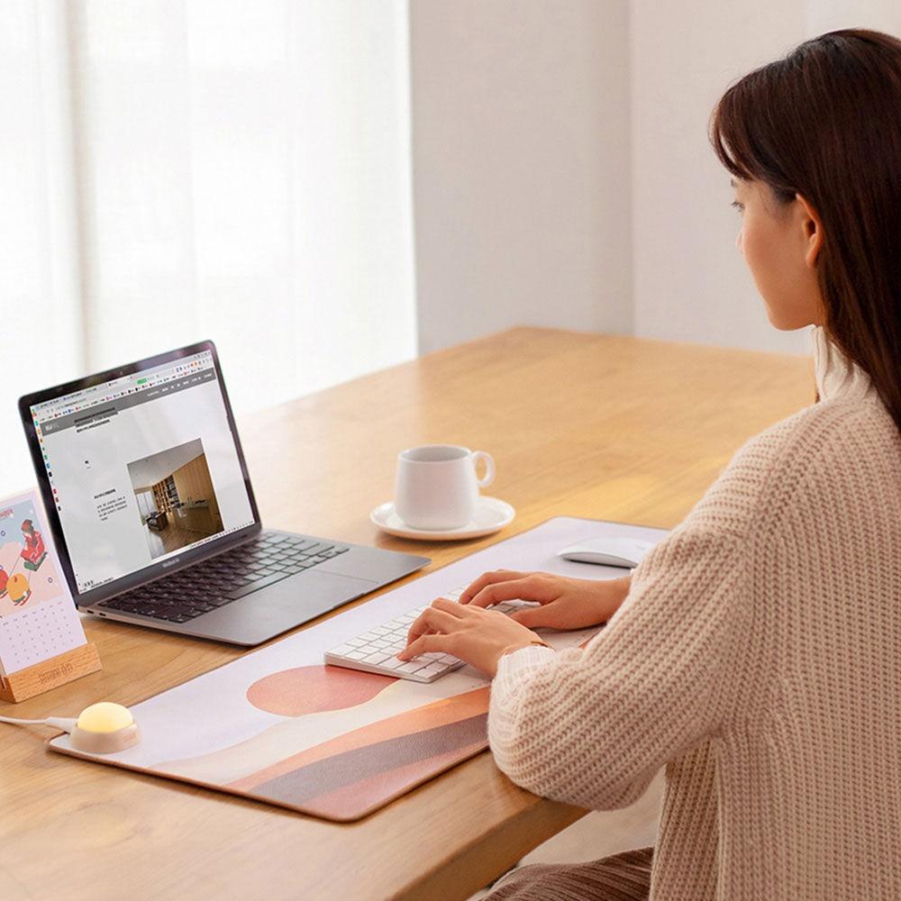 [소싱] 마우스를 잡은 손이 시렵지 않게, 온열 마우스패드