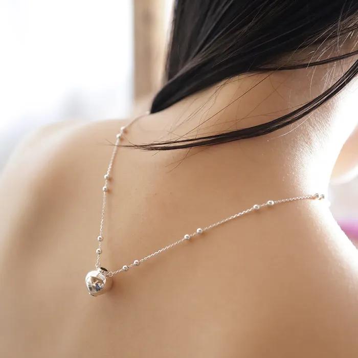 달항아리 목걸이 (Dalhangari Necklace)