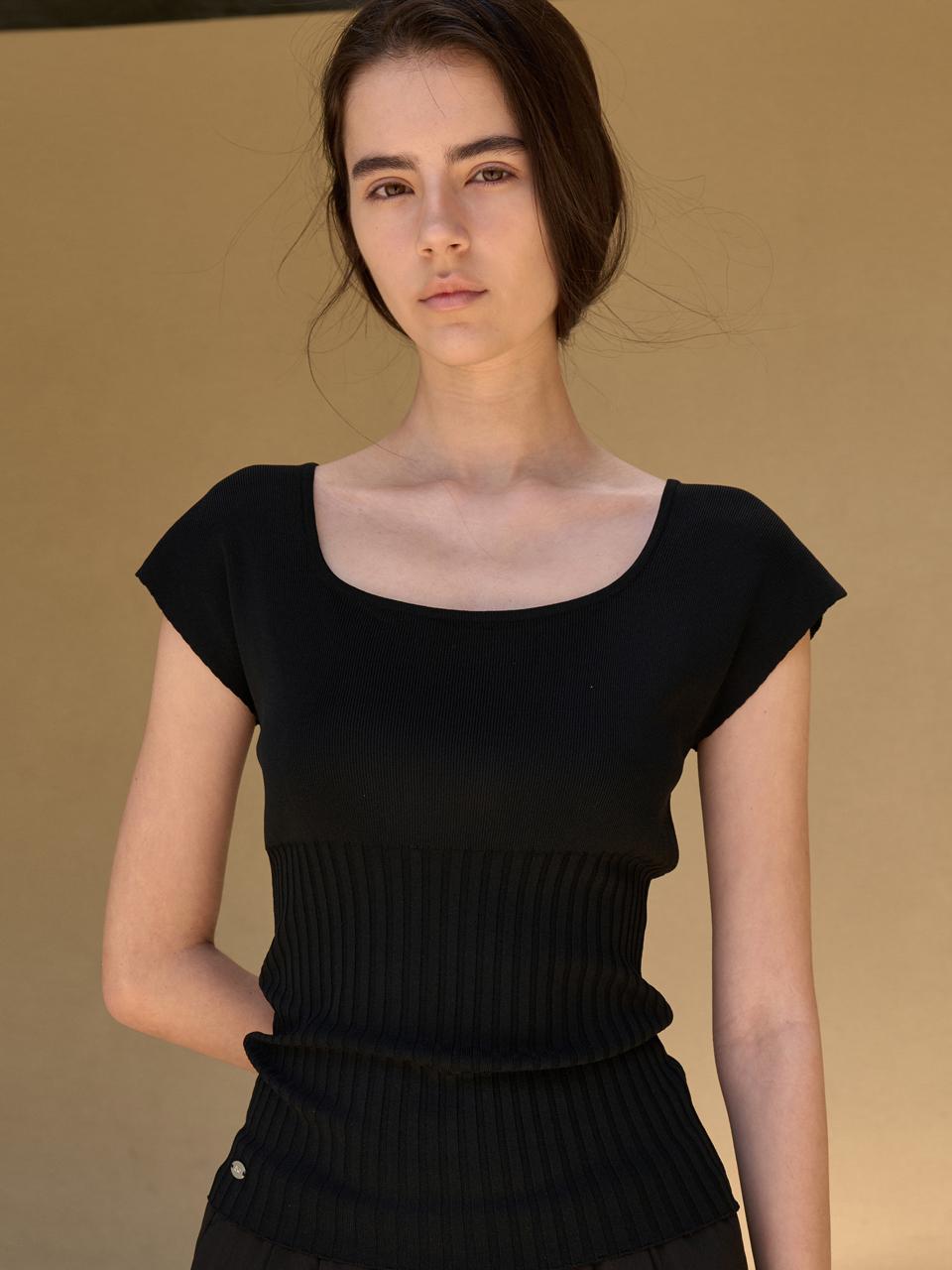 골지 스퀘어넥 비스코스 니트 블랙 L225