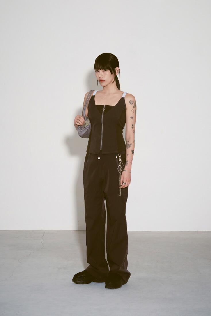 EYELET PANELED STRAIGHT PANTS (CHARCOAL/KHAKI)