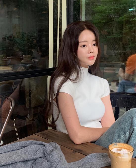 [신상6%할인♥](주문폭주🔥/초특가) [another leeds] 바슈 반폴라 니트 (2개 이상 구매시 할인)(반목니트/반폴라/반목/반팔니트/하객룩/반목티/반폴라티)