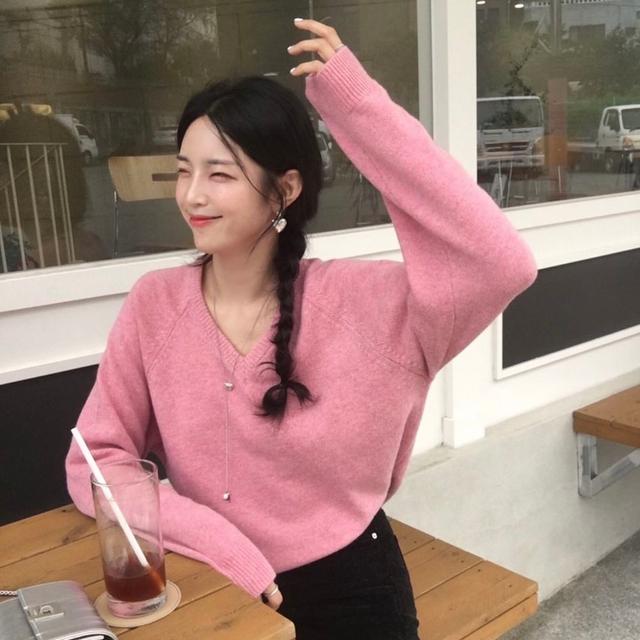 포리 울 브이넥 니트