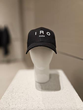 이런 상품 어때요? 에센셜 코튼 로고 자수 볼캡 IXRAX26702BKX