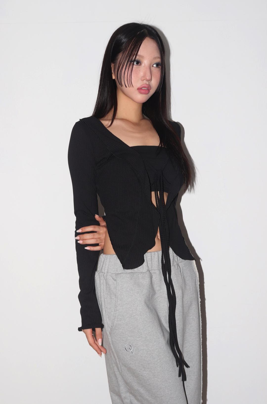 frill cropped golgi CD black