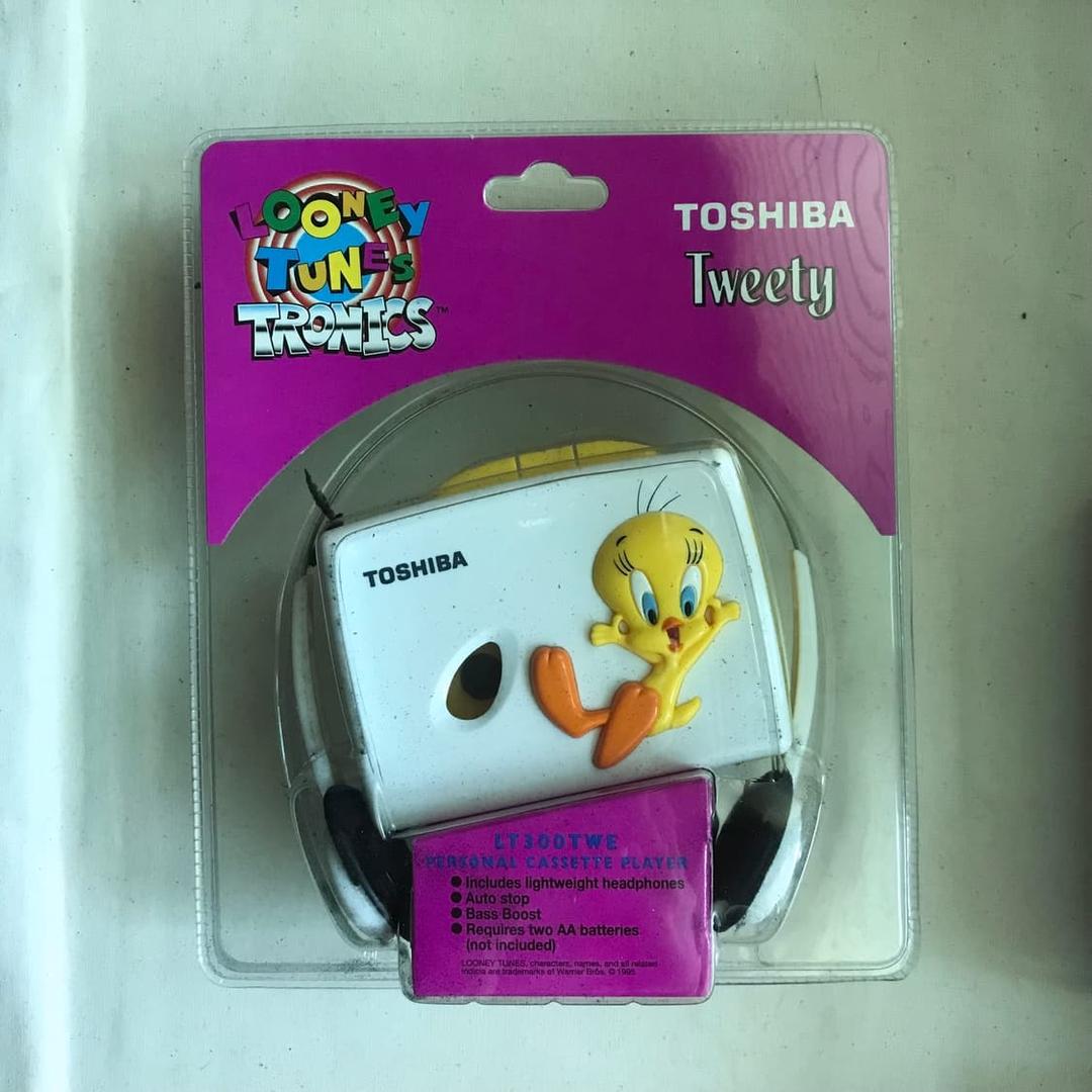 Toshiba tweety walkman  | 후루츠패밀리