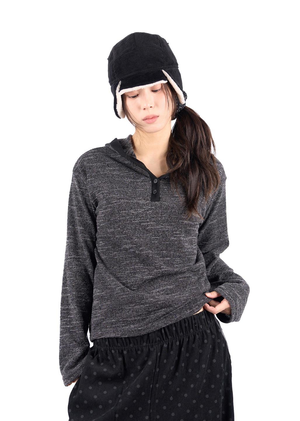 PIN BUTTON HOOD LONG SLEEVE