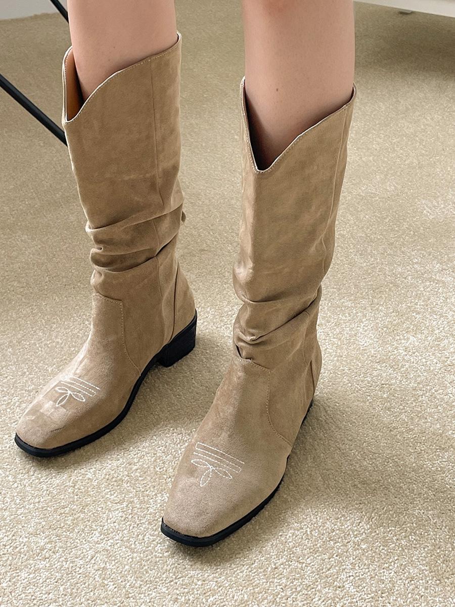 데자뷰 스웨이드 자연주름 하프 웨스턴부츠 미들부츠