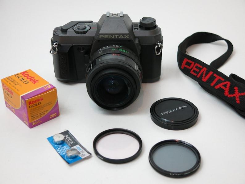 펜탁스 P30 T SLR 필름 카메라 SMC 35-70MM 렌즈 + 코닥 골드 필름 캡 필터 스트랩 미국 및 캐나다용