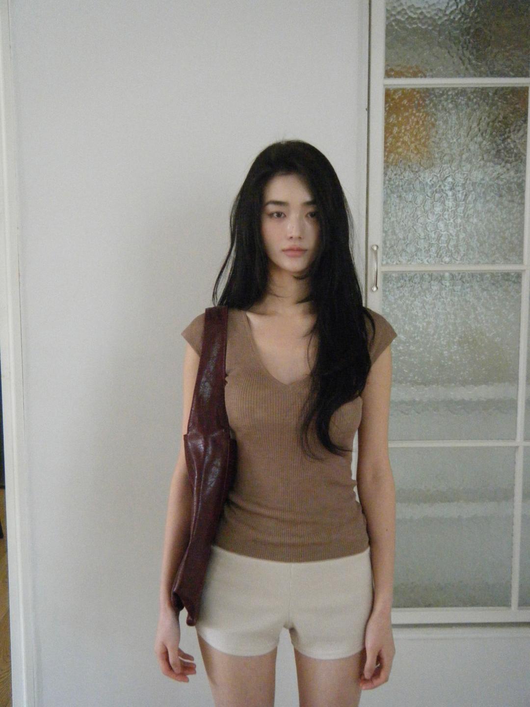 씨어 neutral v top
