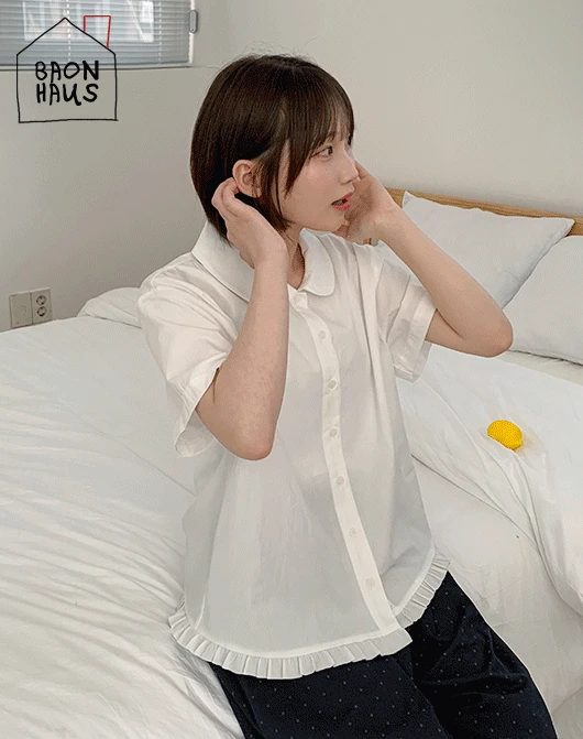 [BAONHAUS] 콘타니 프릴 반팔 셔츠 (2color)