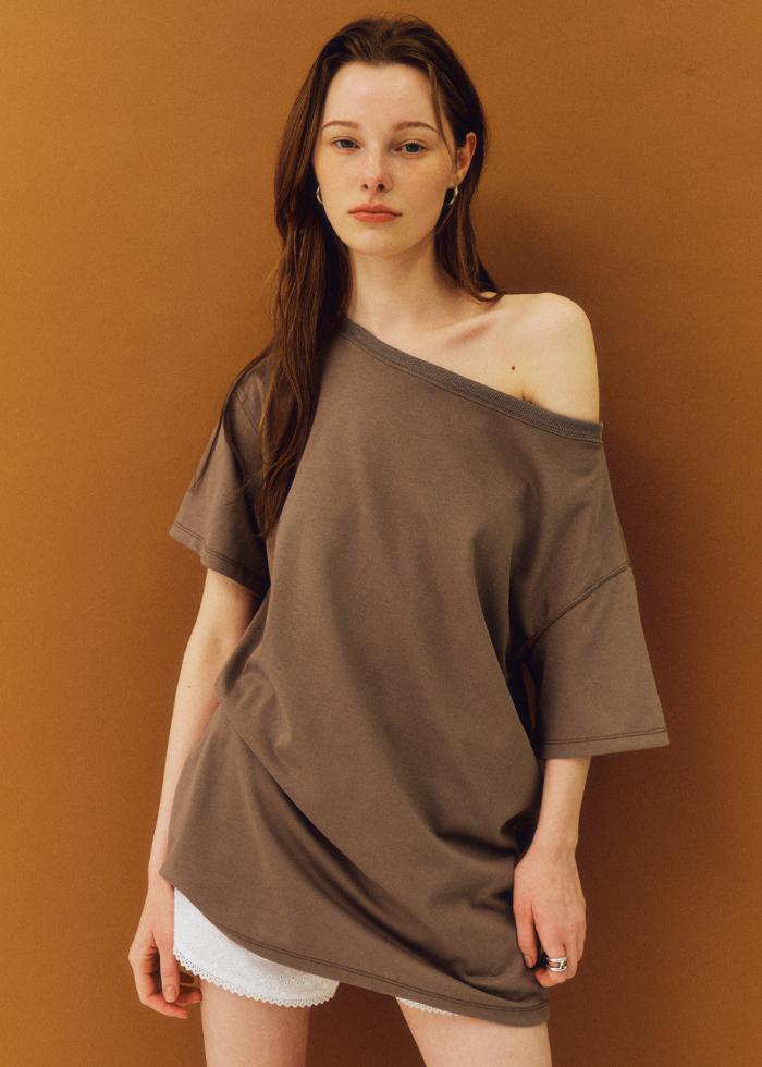 Reversible Off Shoulder T-shirt_CTT362(Beige)