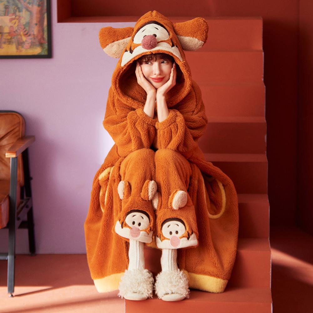 디즈니 호랑이 티거 곰돌이푸 캐릭터 빅사이즈 겨울 후드담요 극세사가운 상하세트