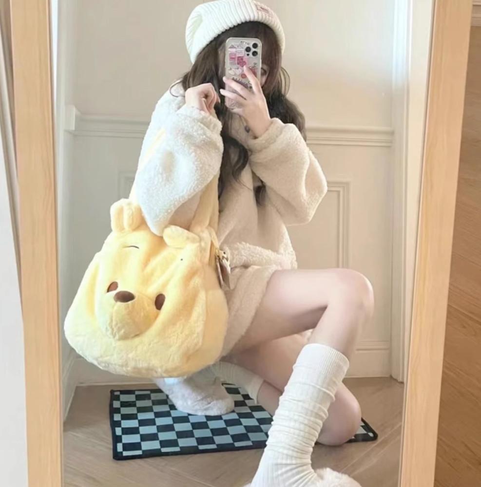 곰돌이 푸우 캐릭터 숄더백 가방