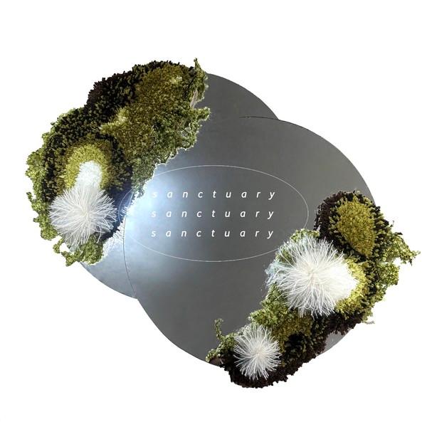 green turfting mirror