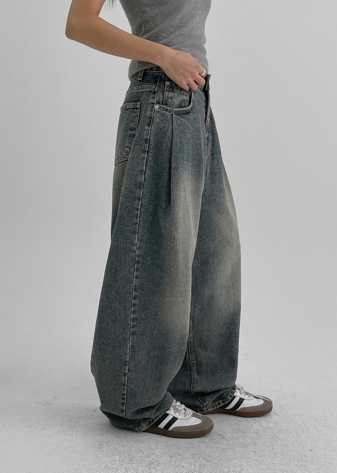 젝틴 핀턱 워싱 와이드 데님팬츠