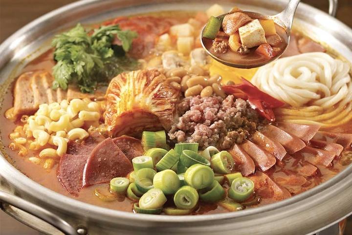 36년 전통 놀부 부대찌개600g*4팩 (+라면사리 2봉)