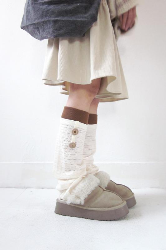 oat legwarmer
