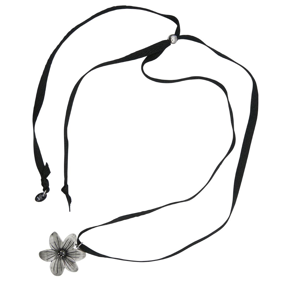 petal pendant necklace