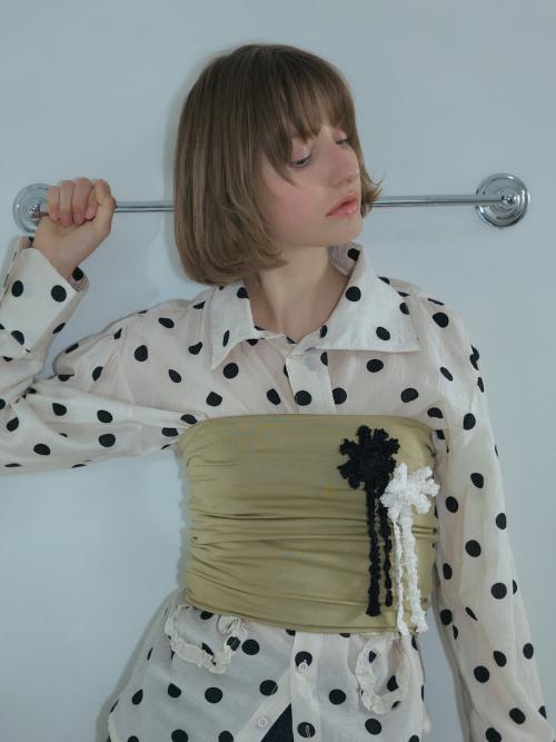 TWEED RIBBON BROOCH IN BLACK