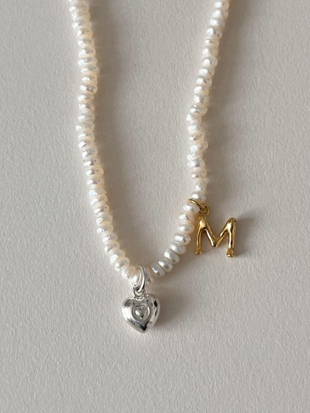 [aube] 925silver 미니하트 이니셜 담수진주 목걸이 (one color)
