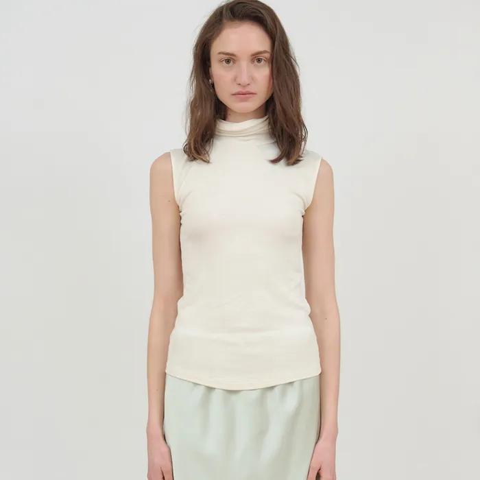 Lea Roll-neck Sleeveless [Ivory]