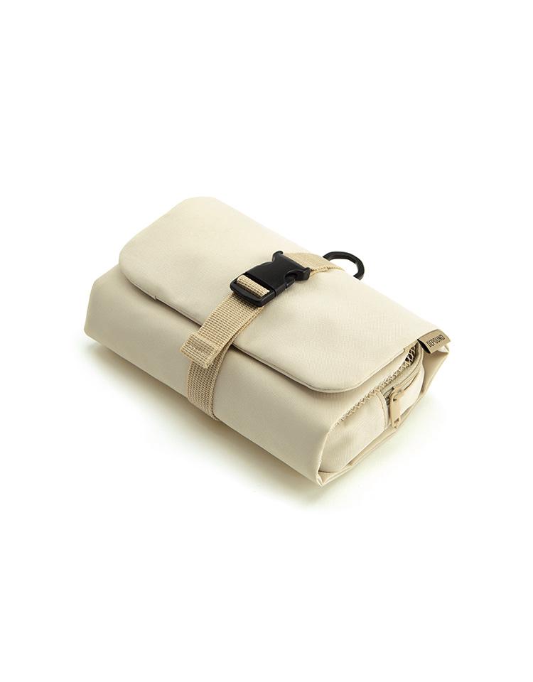 hanging pouch (beige)