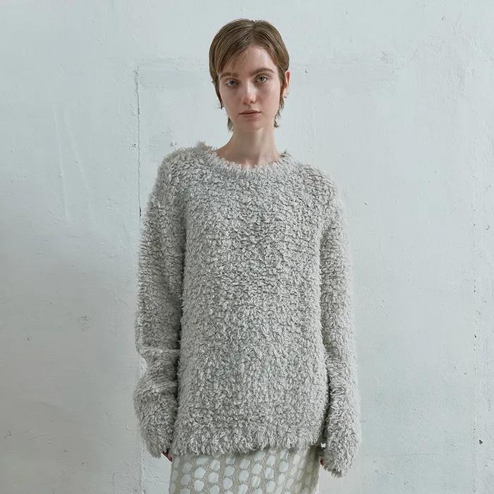 OVERSIZED FUZZY SWEATER IN GREY IVORY