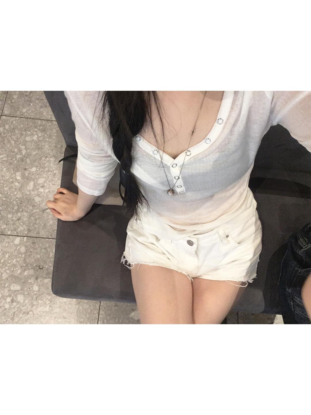 july button tee