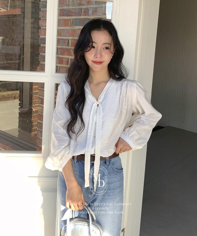 New! 안드 타이 블라우스 (하객룩, 출근룩 추천! 하늘한 소재로 여리한 핏)