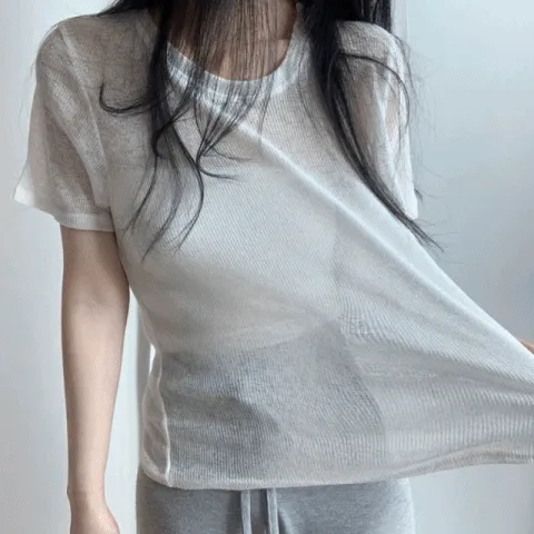 [마소재 함유] 촉촉 시원한 기본템! 나시 부담스러울때, 시스루 보카시 라운드 티셔츠