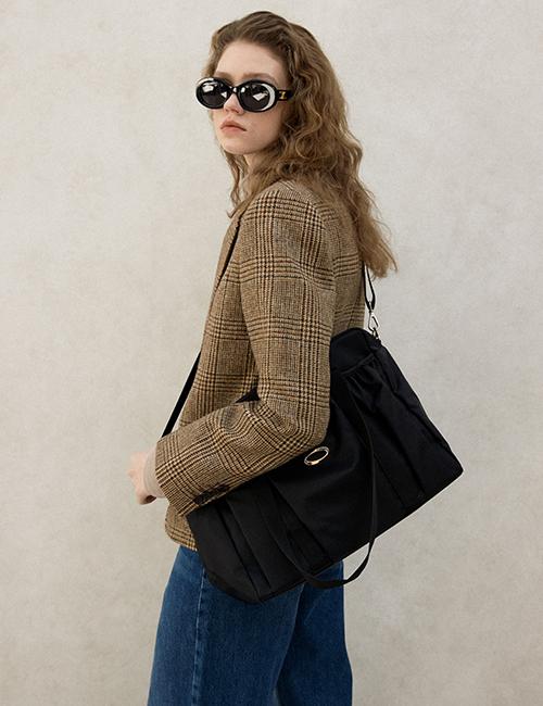 CP2. DAILY 2WAY BAG BLACK