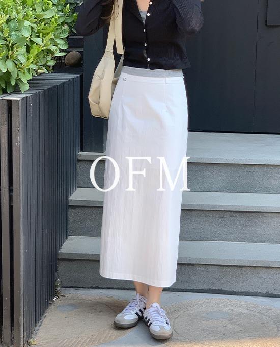 메리어라운드 [썸머🍉][여름베스트스커트][스커트맛집][무료배송][ofm] 썸머 나일론 D링 스커트 (sk)